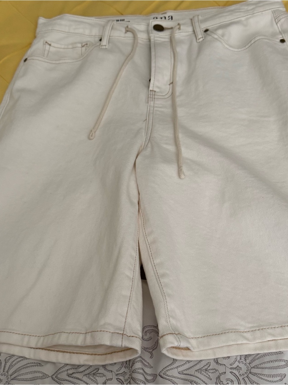 a.n.a  Cream Drawstring Slouchy Jorts
